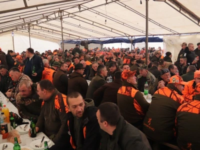 Više od 2.000 lovaca na osmoj Šakalijadi u Derventi