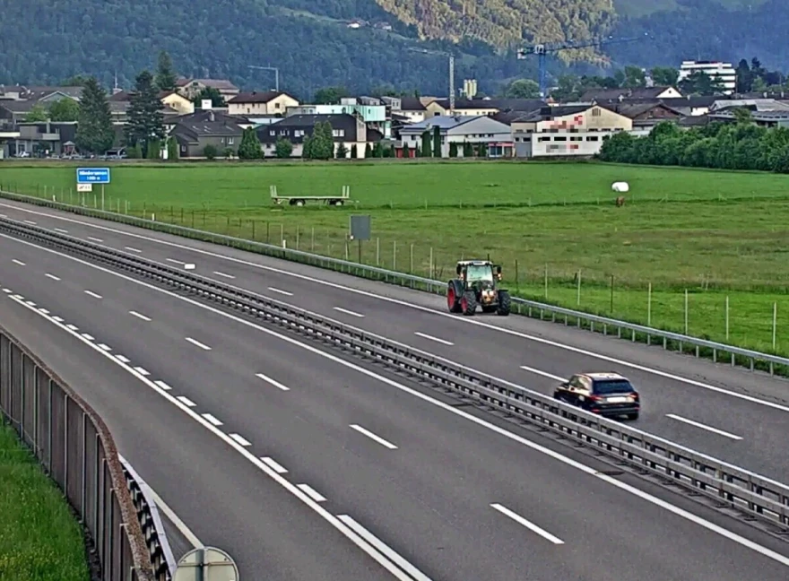 vožnja trakorom u suprotnom smjeru, &Scaron;vicarska