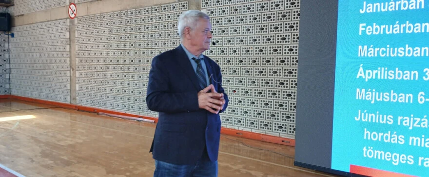 Dr Hegedi&scaron; Dene&scaron;