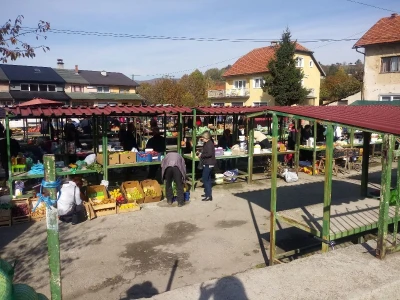 Zelena pijaca u Gornjem Vakufu- Uskoplju izuzetno slabo posjećena