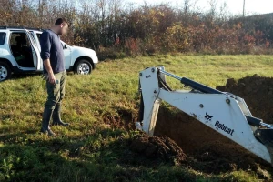Državna mašina za uređenje zemljišta korištena privatno: Optužen bivši direktor