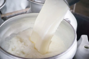 Cijene mliječnih proizvoda globalno pale na najnižu razinu u pet godina