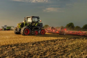 Novi Claas Axion 9.450 Terra Trac traktor godine u kategoriji HighPower