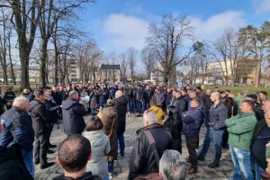 Mljekari RS odustali od protesta: Prihvaćena ponuda 0,30 KM/l i 500 KM po grlu