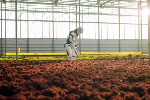 John Deere ulaže u humanoidne robote - mašine koje izgledaju i kreću se poput ljudi?