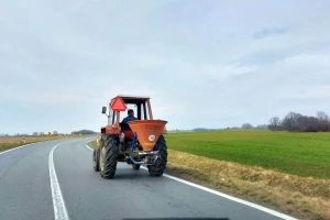 Kažnjen 41 traktorista u Doboju, bilo je i pijanih za upravljačem