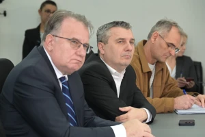 Premijer Nikšić obećao podršku peradarima povratnicima sa područja Srebrenice