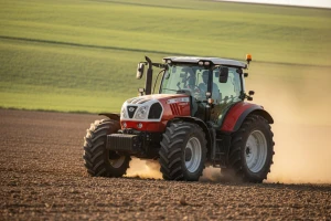 Traktor Steyr Profi MC