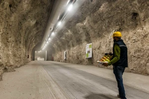 Čuvaju jabuke u brdskim tunelima - uštede više od 30 posto struje